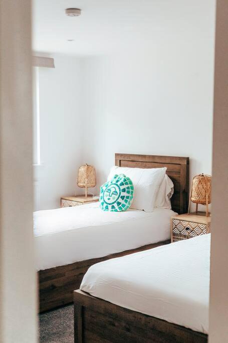 The Hideout - Newquay - Fully Stocked Eco Escape Villa Buitenkant foto