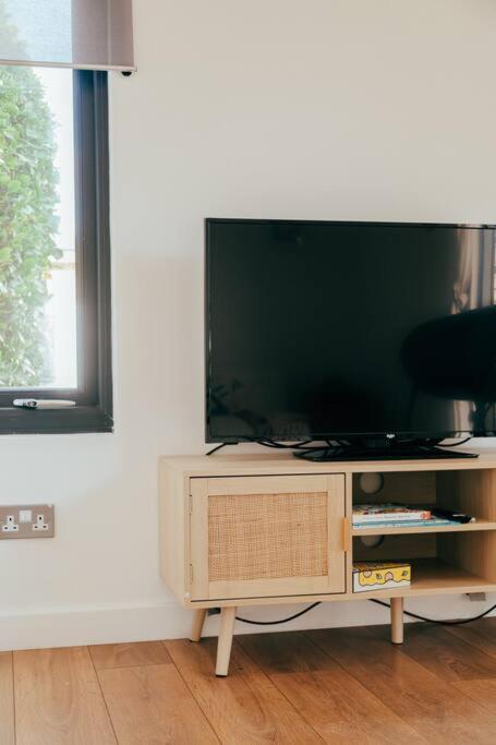 The Hideout - Newquay - Fully Stocked Eco Escape Villa Buitenkant foto