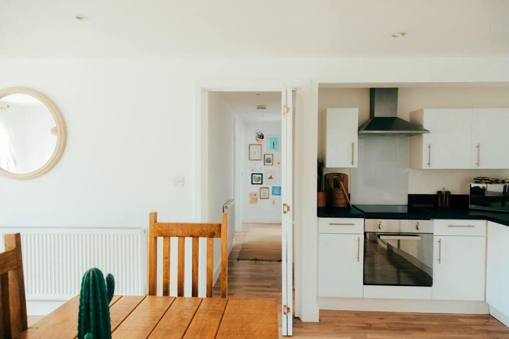 The Hideout - Newquay - Fully Stocked Eco Escape Villa Buitenkant foto