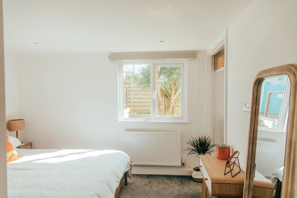 The Hideout - Newquay - Fully Stocked Eco Escape Villa Buitenkant foto