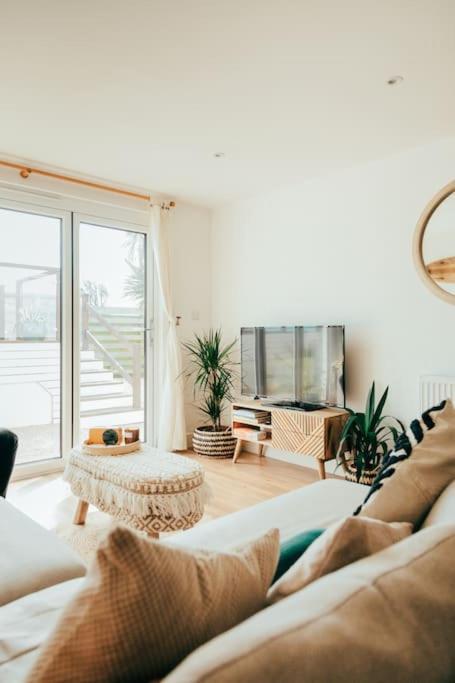 The Hideout - Newquay - Fully Stocked Eco Escape Villa Buitenkant foto
